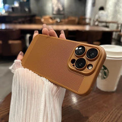 Original Heat Dissipation Case / Lens Protection Shockproof Hard Cover  يعمل علي تبريد الهاتف و مقاومه سخونيه البطاريه مزود بعدسات حمايه للكاميرا مقاومه للصدمات